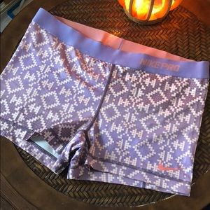 NIKE PRINTED SPANDEX SHORTS